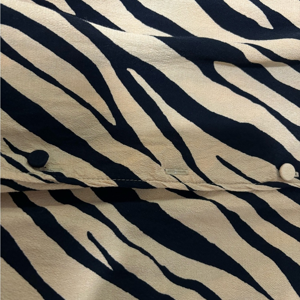 Talbots Striking Zebra Midi Shirtdress with Tie, Size: 4P - Picture 2 of 6